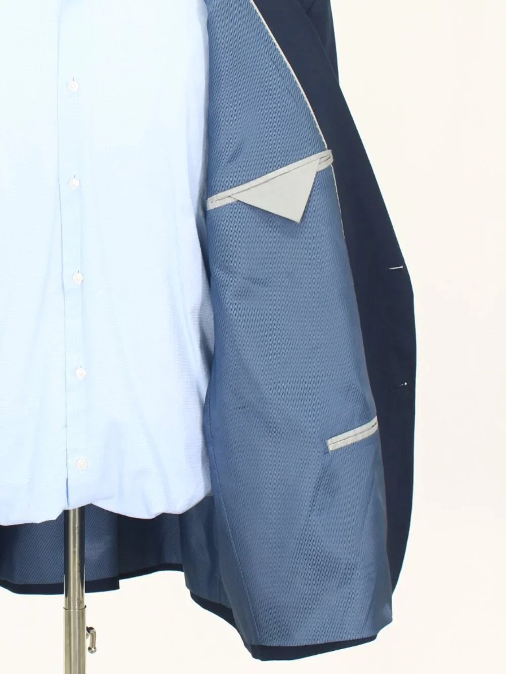 GS 56R 52x32 Navy Full Suit 2-Button Solid R938